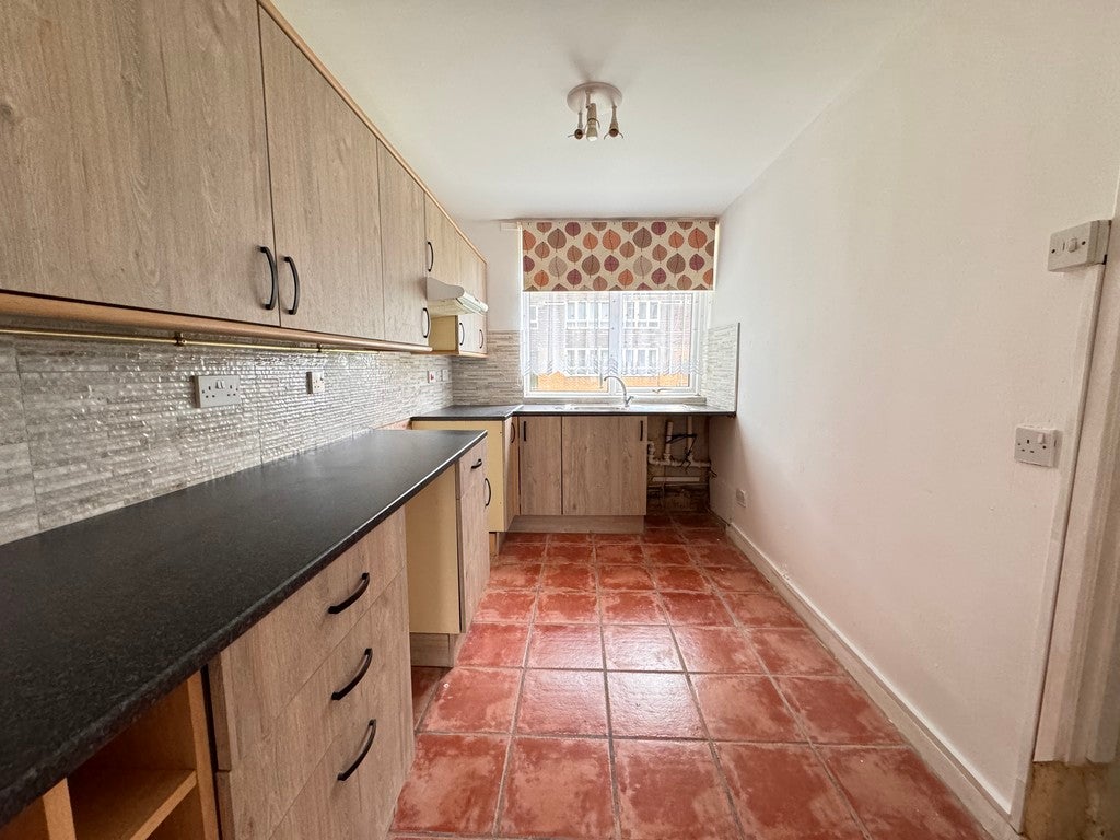Flat Penn Road in Wolverhampton