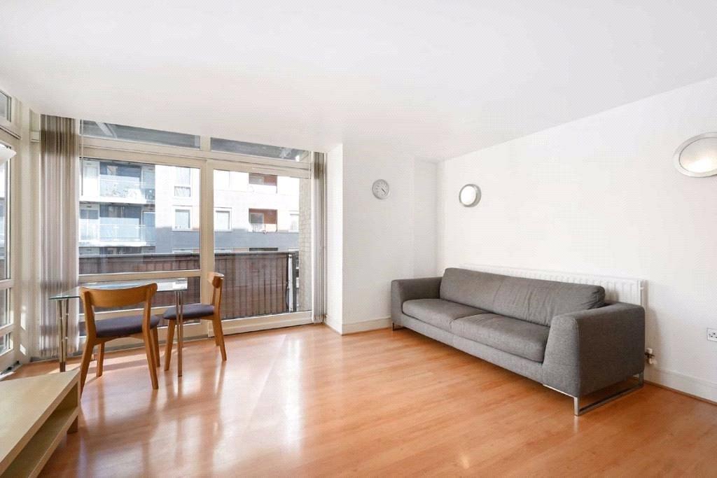 Flat Cassilis Road in Greater London