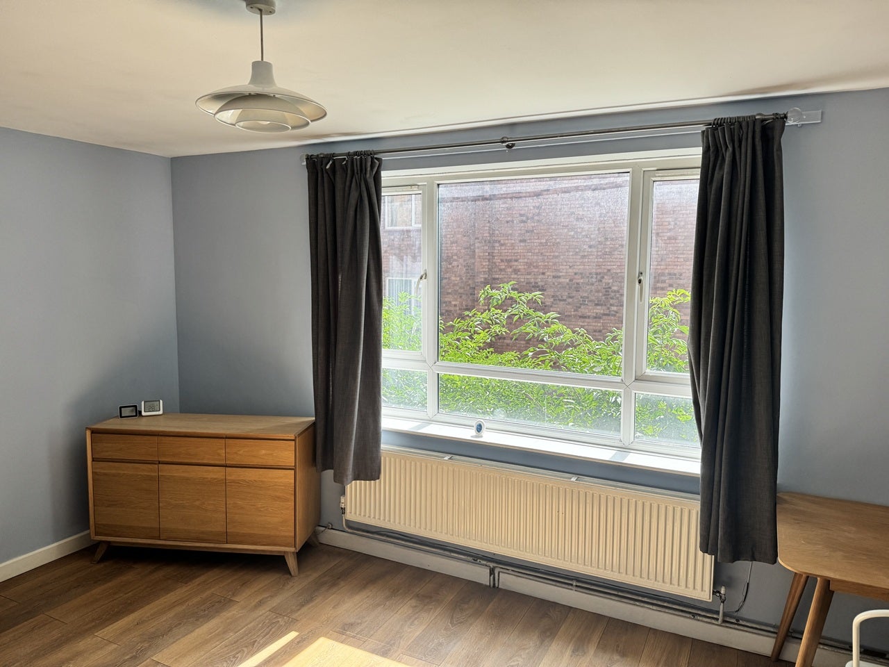 Flat Clare Road in Greater London