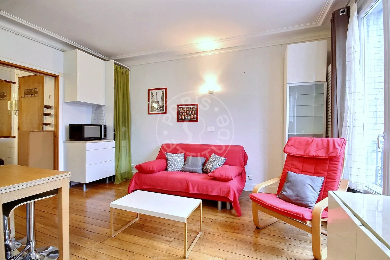 Appartement Rue des Vinaigriers à Paris