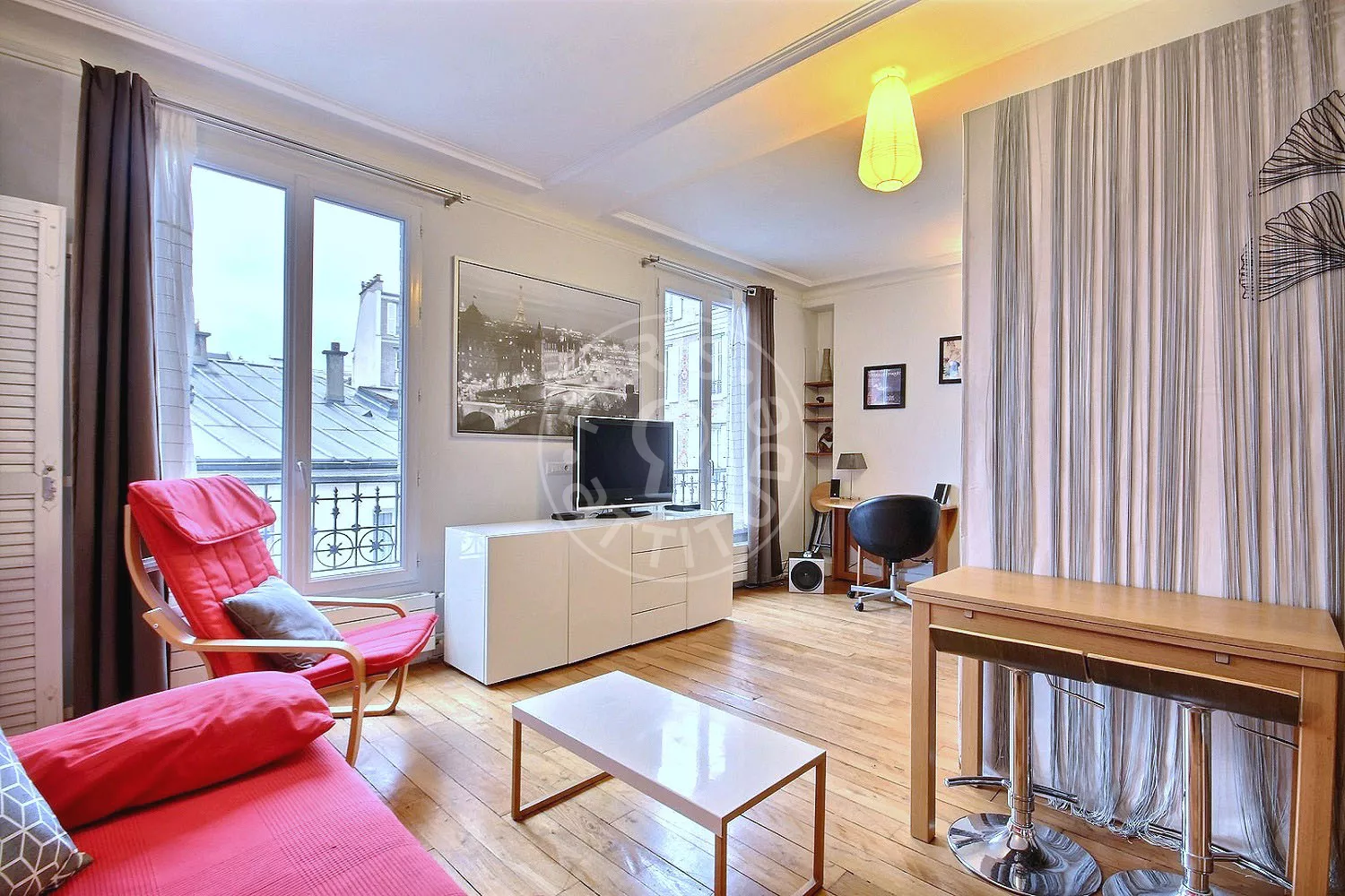 Appartement Rue des Vinaigriers à Paris