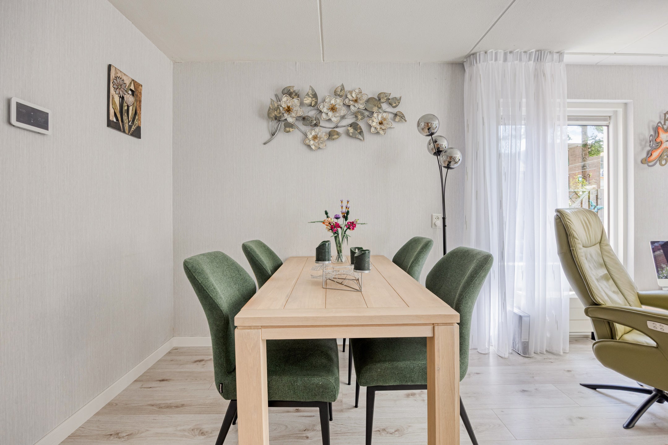 Tussenwoning te koop: Wit-geellaan 3, Zoetermeer