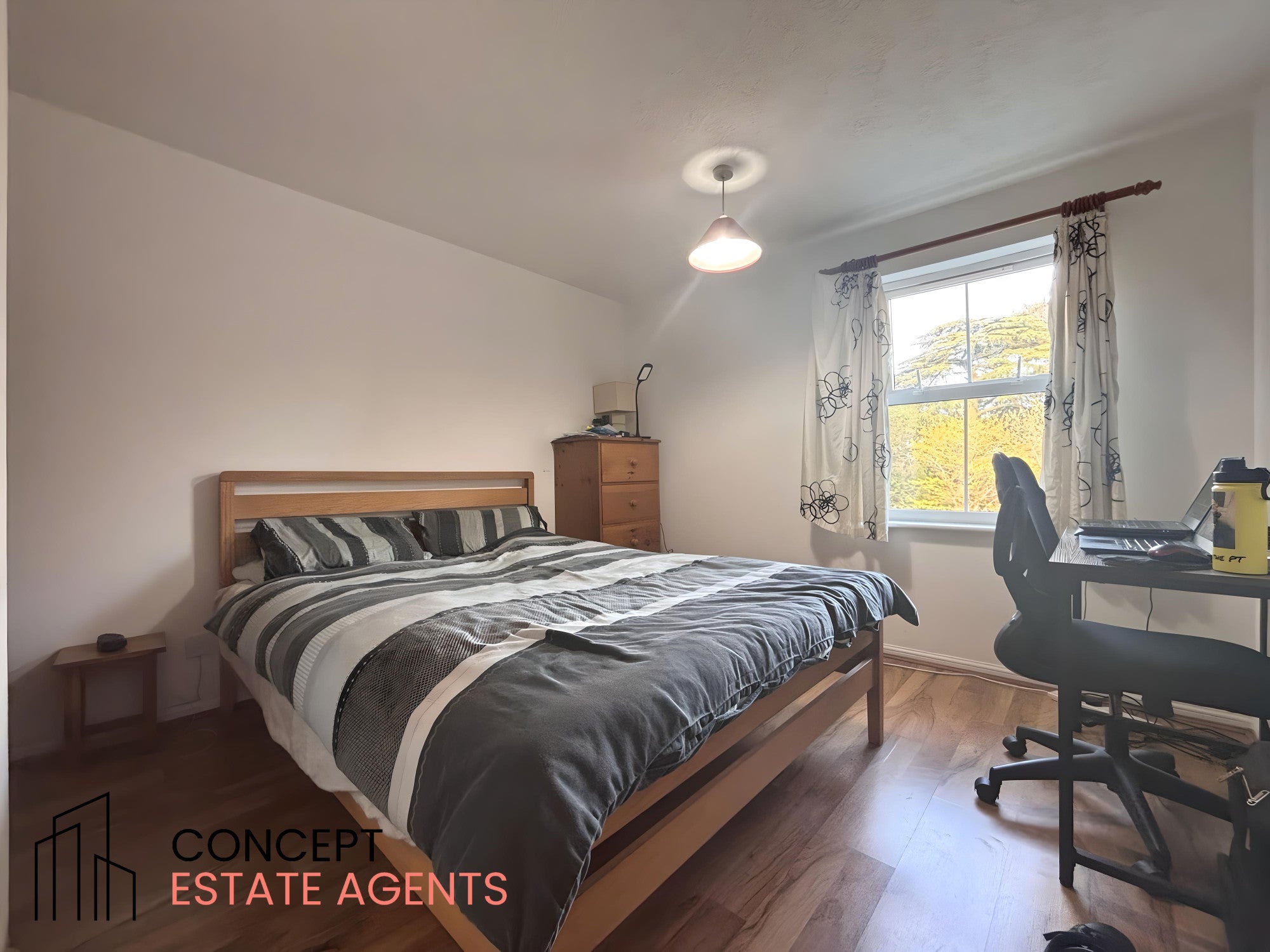 Flat Burghley Hall Close in Greater London