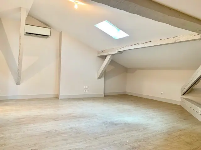 Appartement Place Victor Hugo à Toulouse