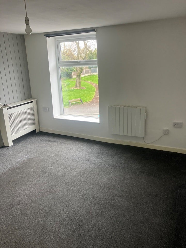 Flat Hollins Road in Oldham