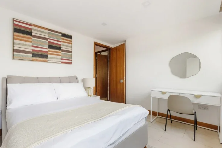Flat Penfold Street in City of Westminster