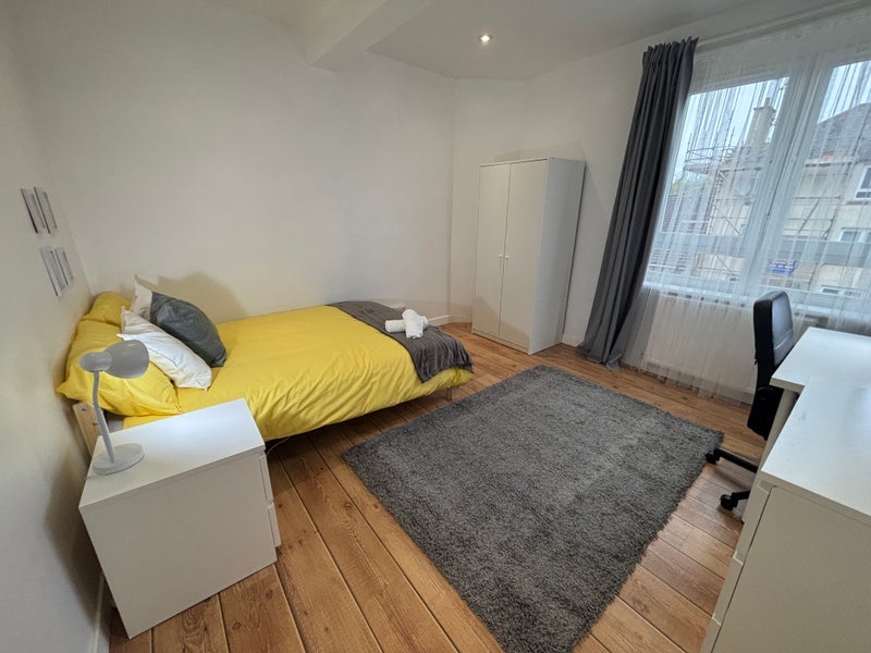 Room Clearburn Gardens in City of Edinburgh