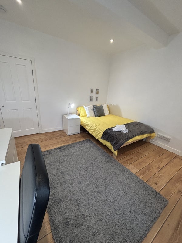 Room Clearburn Gardens in City of Edinburgh