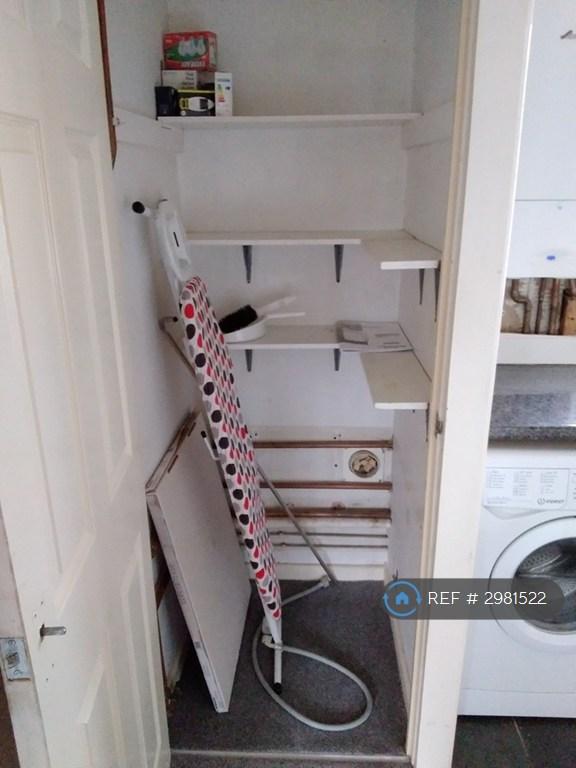 Flat Hornbeam Close in Leighton Buzzard