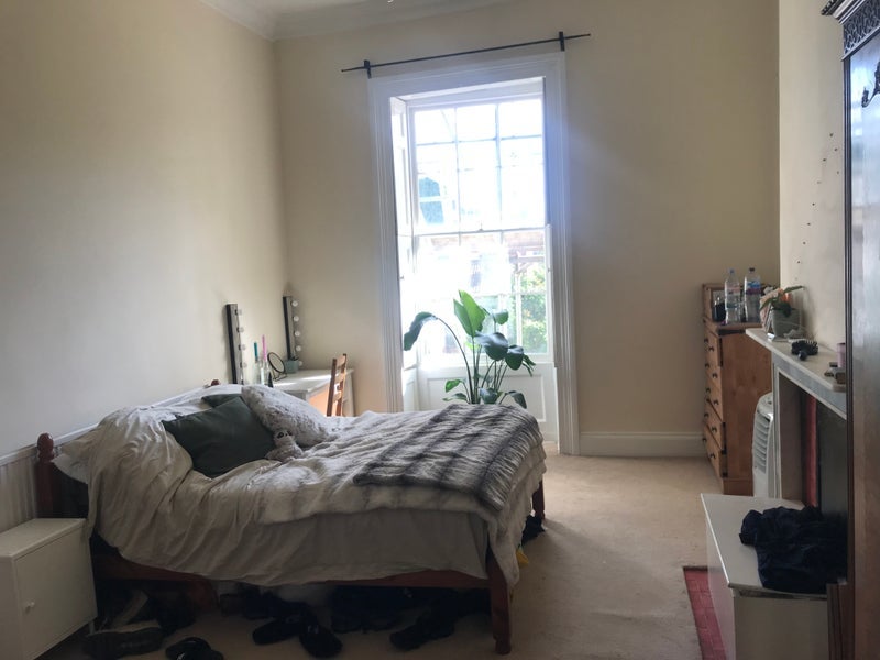 Flat Richmond Terrace in Bristol
