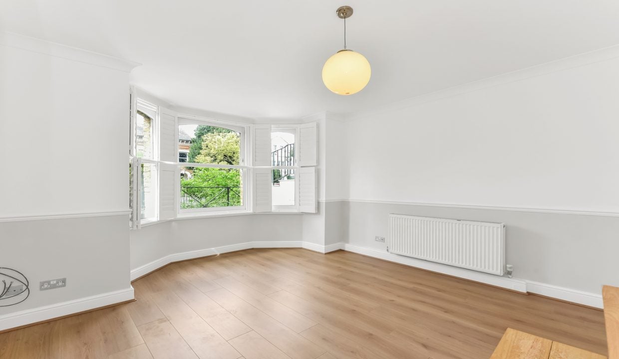 Flat Mornington Crescent in Greater London