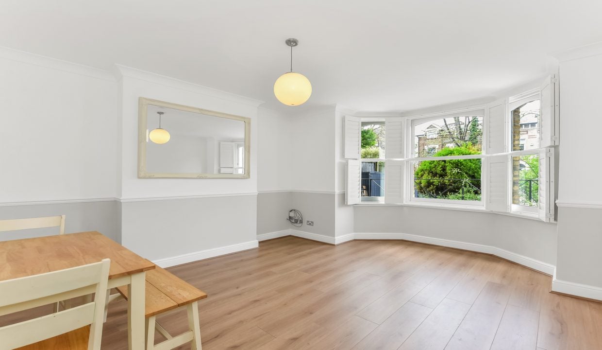 Flat Mornington Crescent in Greater London