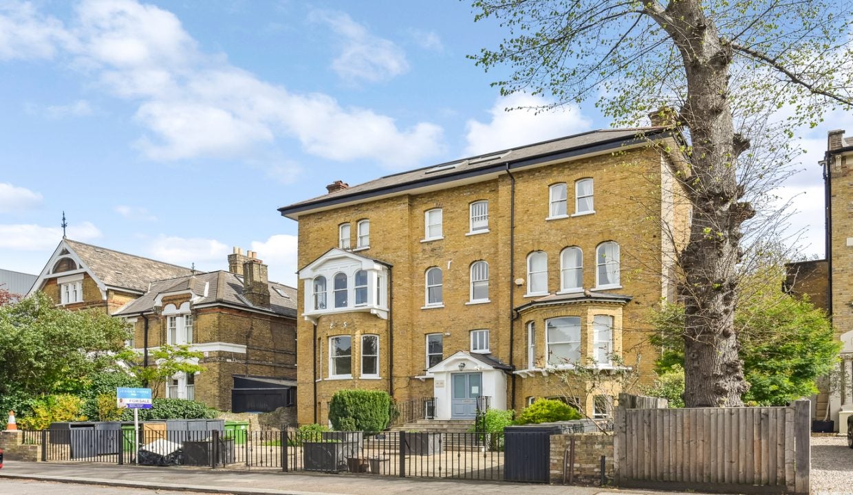 Flat Mornington Crescent in Greater London