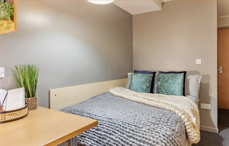 Room Wellington Street in Sheffield