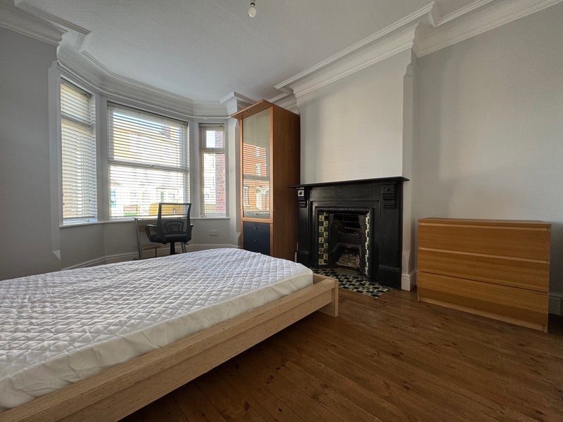 Room Colwick Road in Nottingham