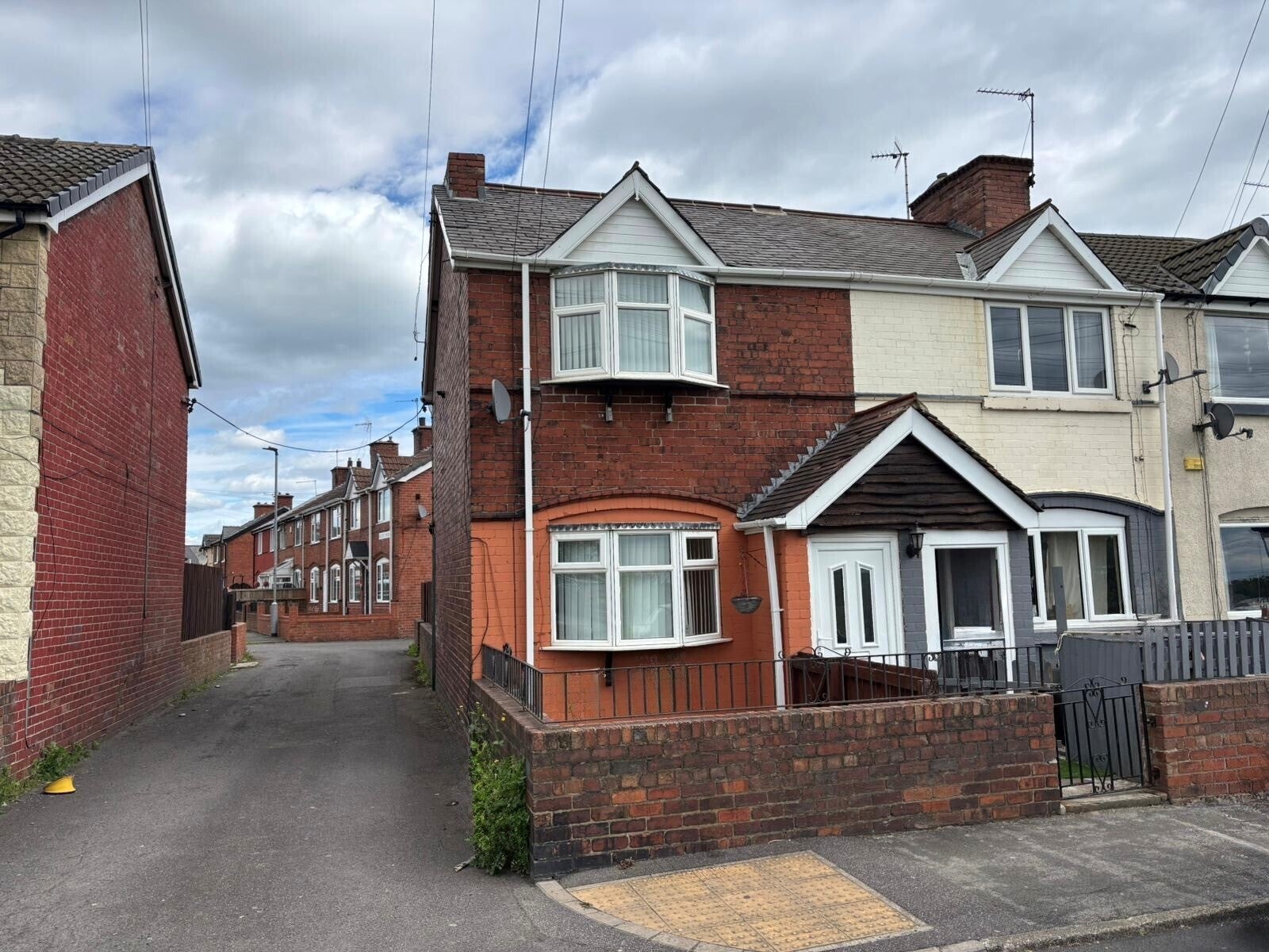 House Victoria Street in Maltby