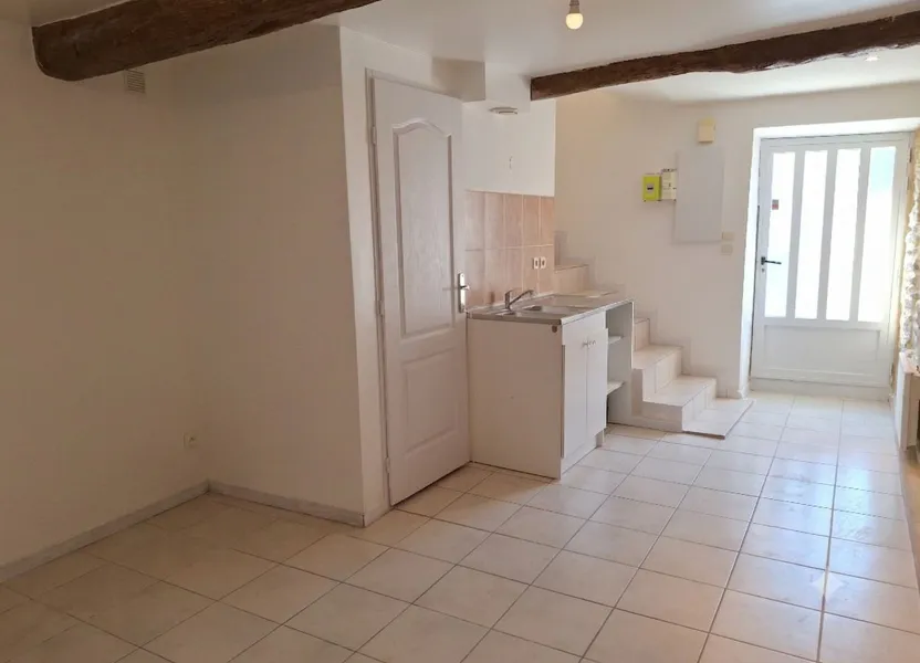 Appartement Rue de la Bergerie à Bezouce