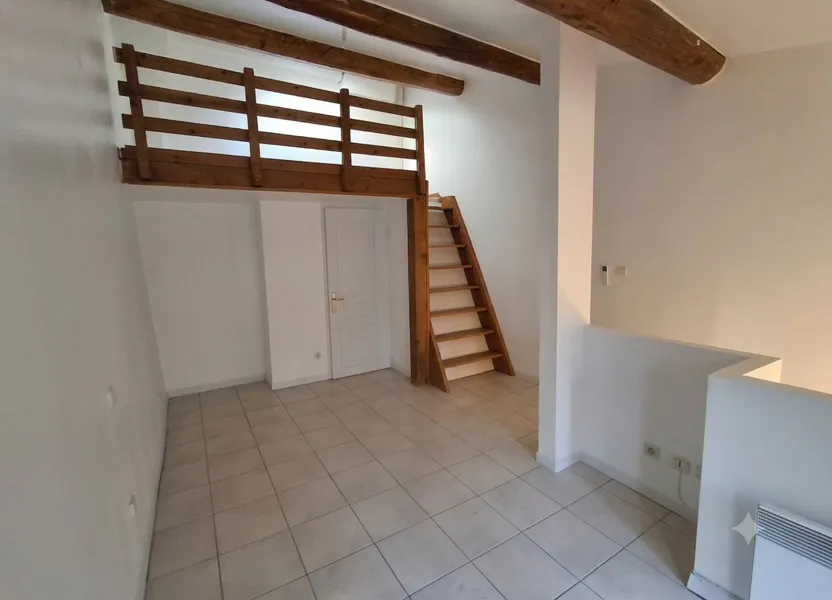 House Rue des Pigeonniers in Bezouce