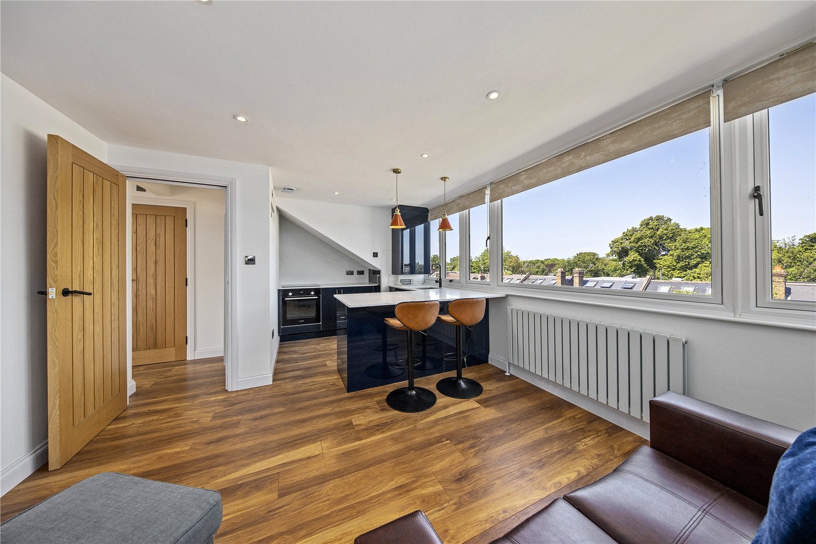 Flat Amyand Park Road in Greater London