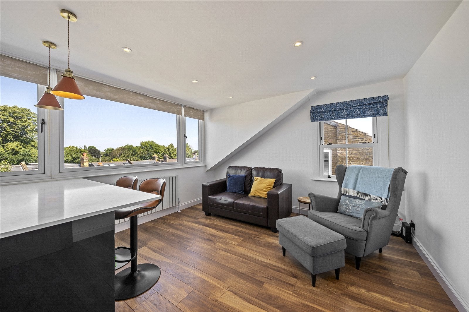 Flat Amyand Park Road in Greater London