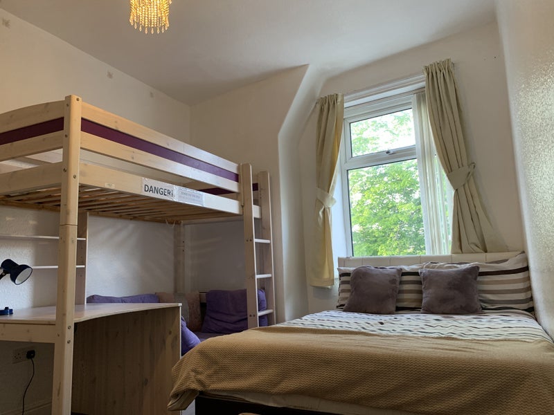 Room Berry Street in Borough of Pendle