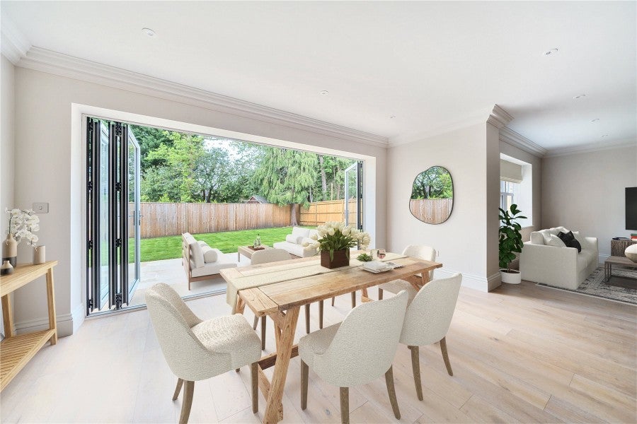 House Peliforde Place in Woking