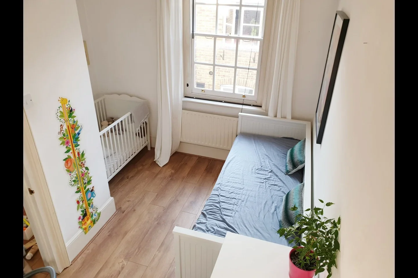 Flat Lancaster Mews in Greater London