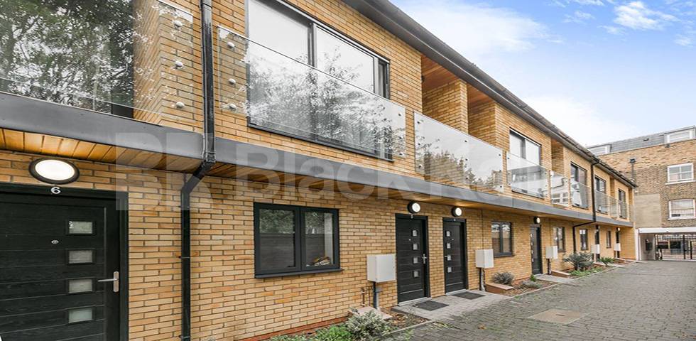 House Parkway in Greater London