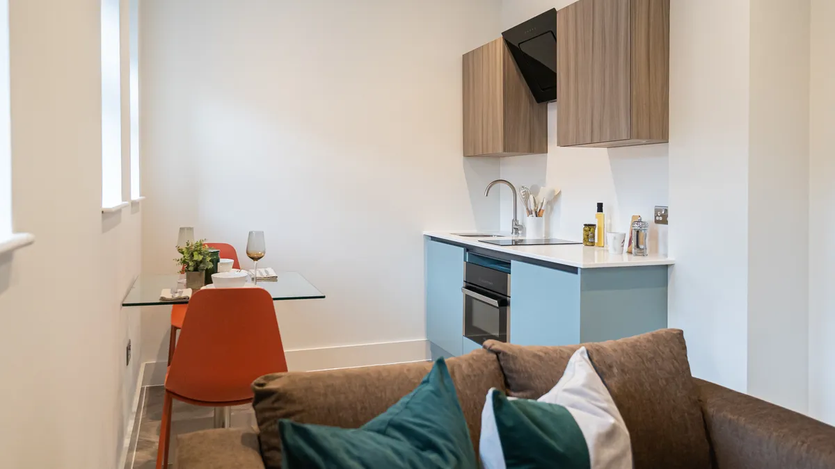 Flat BROOKLANDS ROAD in Sale