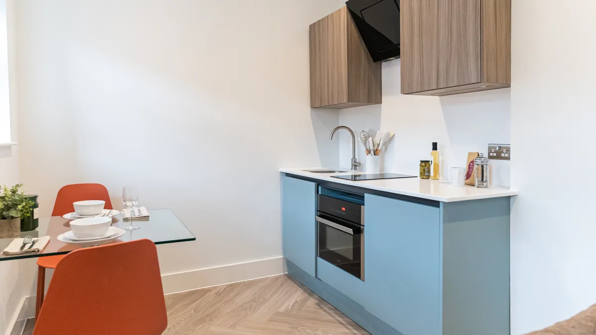 Flat BROOKLANDS ROAD in Sale