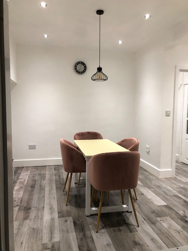 Room Cannock Road in Wolverhampton