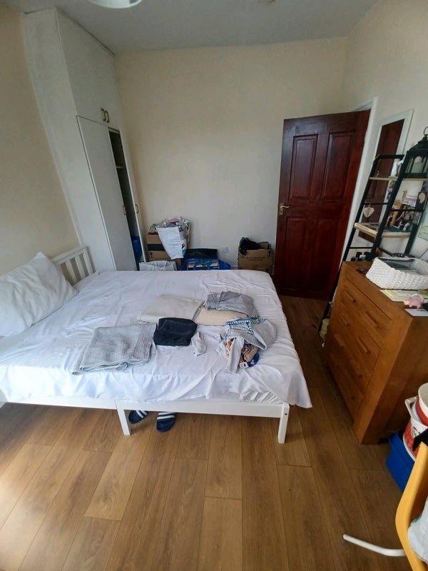 Room Jackson Road in Greater London