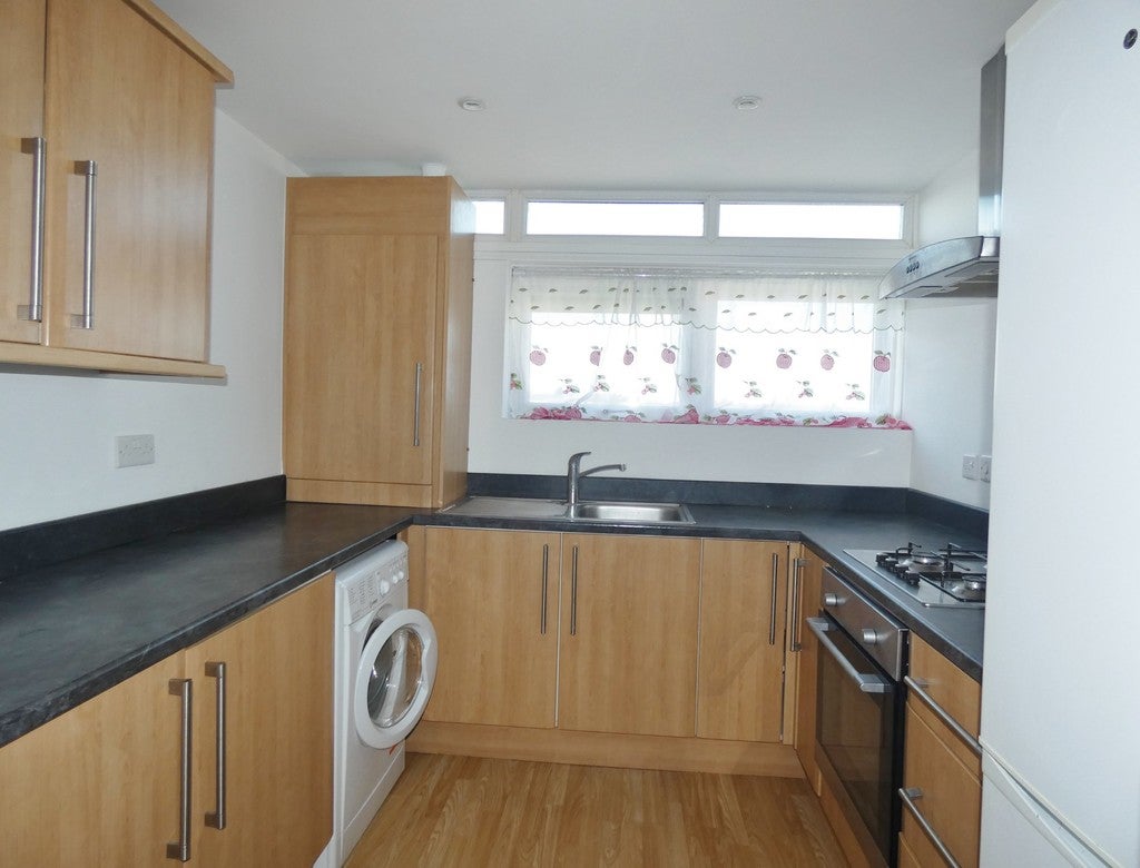 Flat Redgrave Road in Basildon