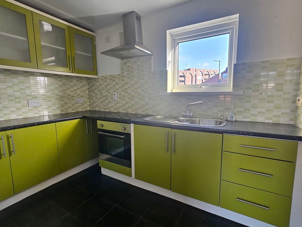 Flat Eshwood Square in Middlesbrough