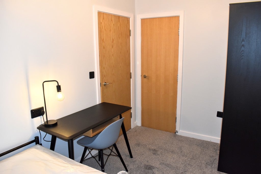 Flat Wilbraham Road in Manchester