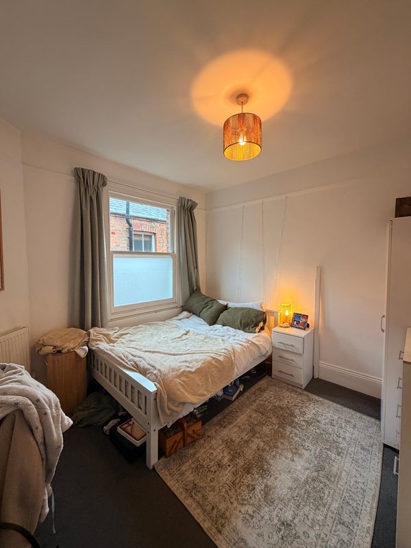 Flat Morshead Road in City of Westminster