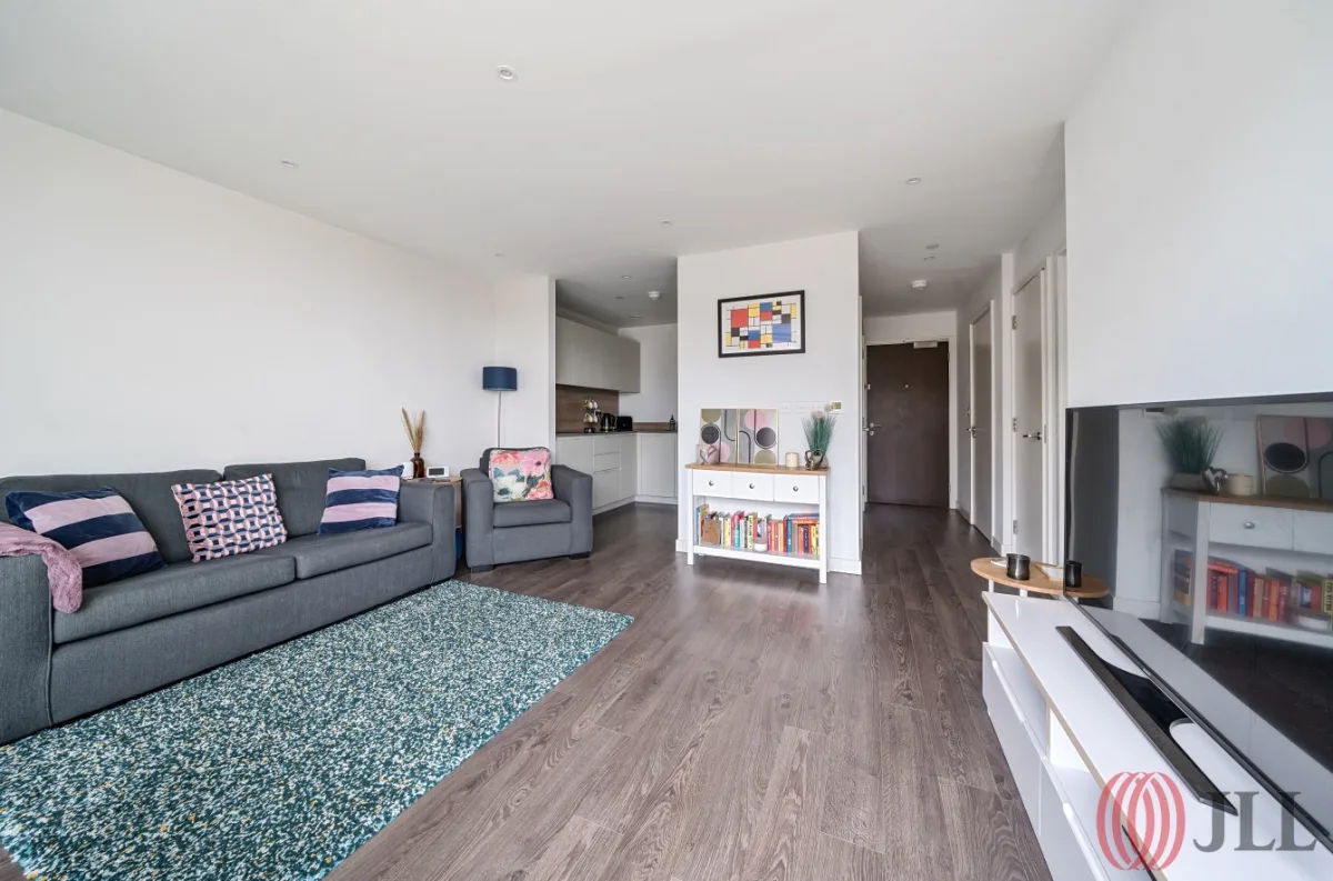 Flat Woodberry Down in Greater London