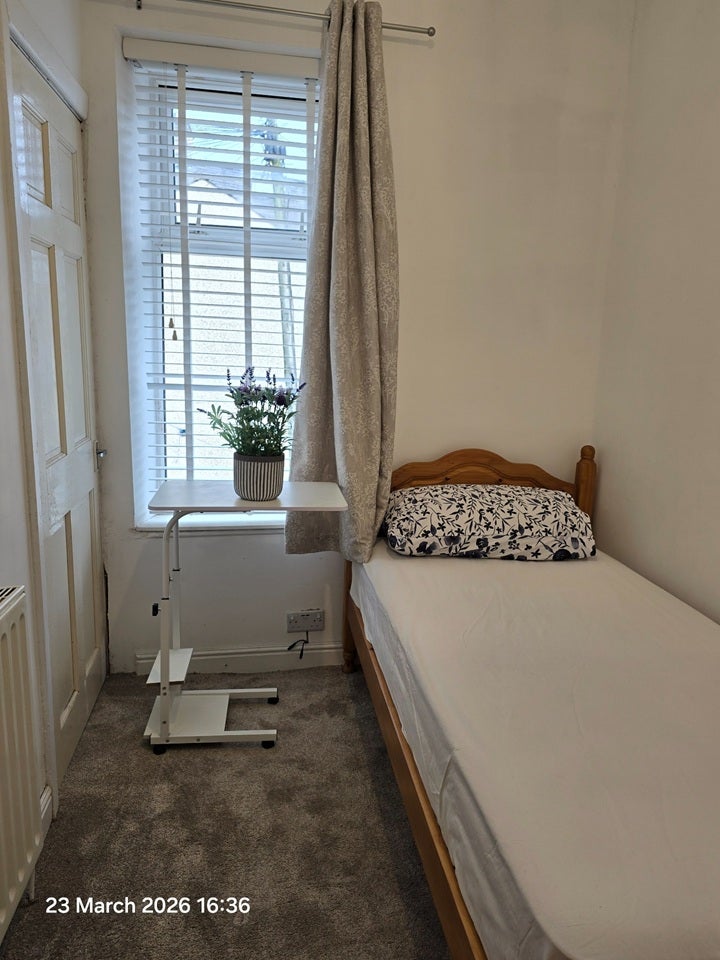 Room Fir Street in Borough of Pendle