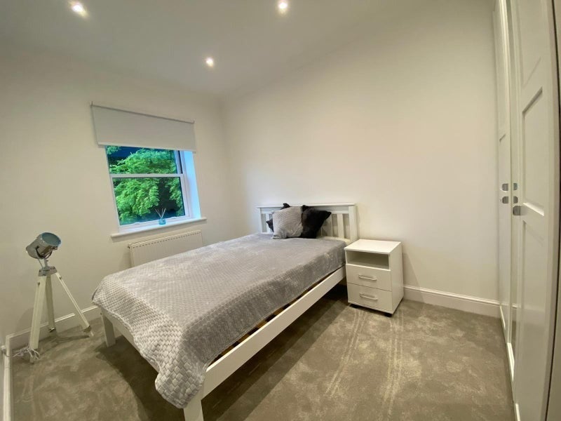 Room Old Manor Yard in Greater London