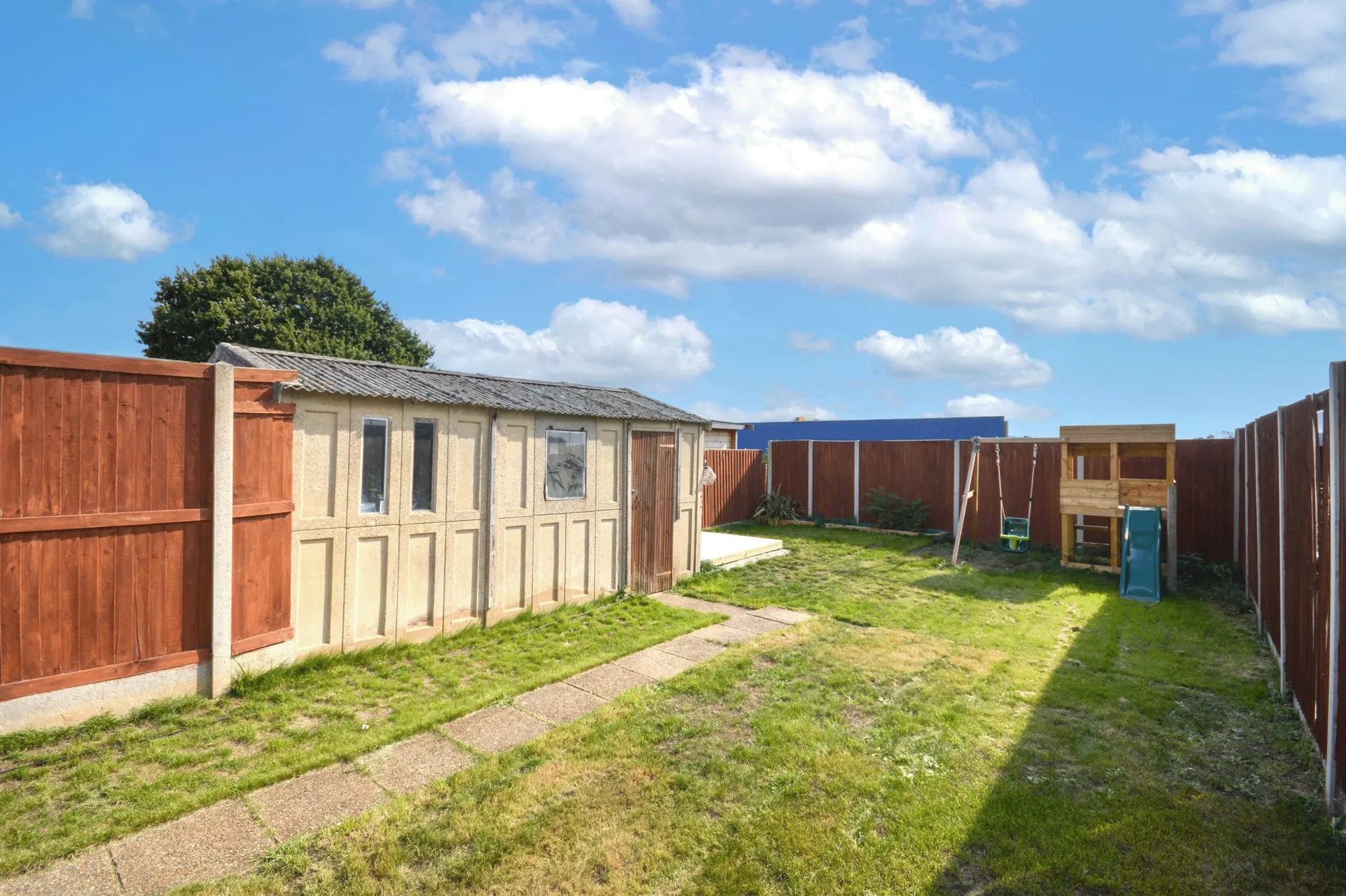 Flat Copeman Road in Broadland