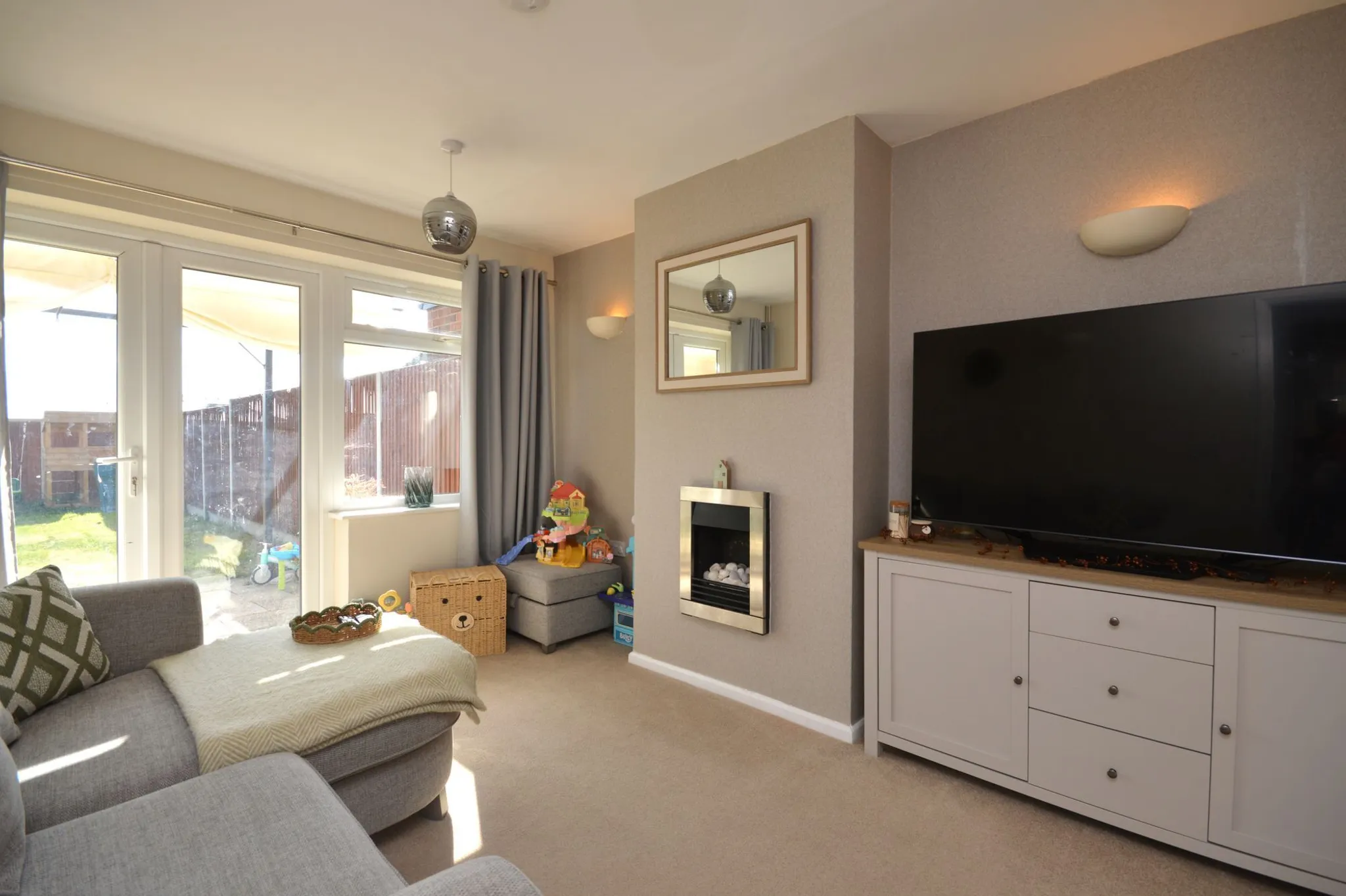 Flat Copeman Road in Broadland