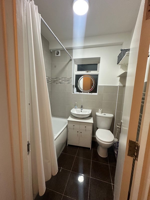 Room Babington Road in Greater London