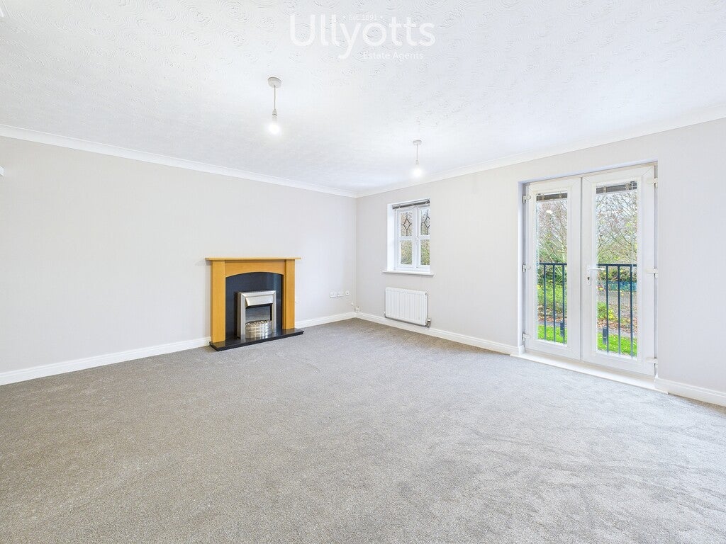 House Porter Close in Driffield