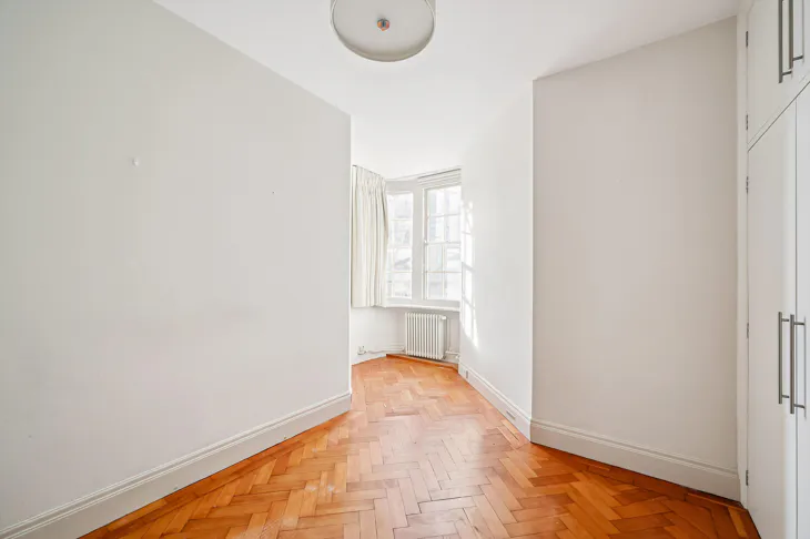 Flat Kensington Park Road in Greater London