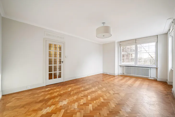 Flat Kensington Park Road in Greater London