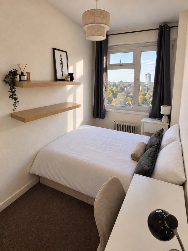Room Appleby Street in Greater London