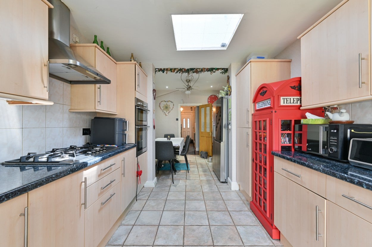House Lyndhurst Road in Greater London