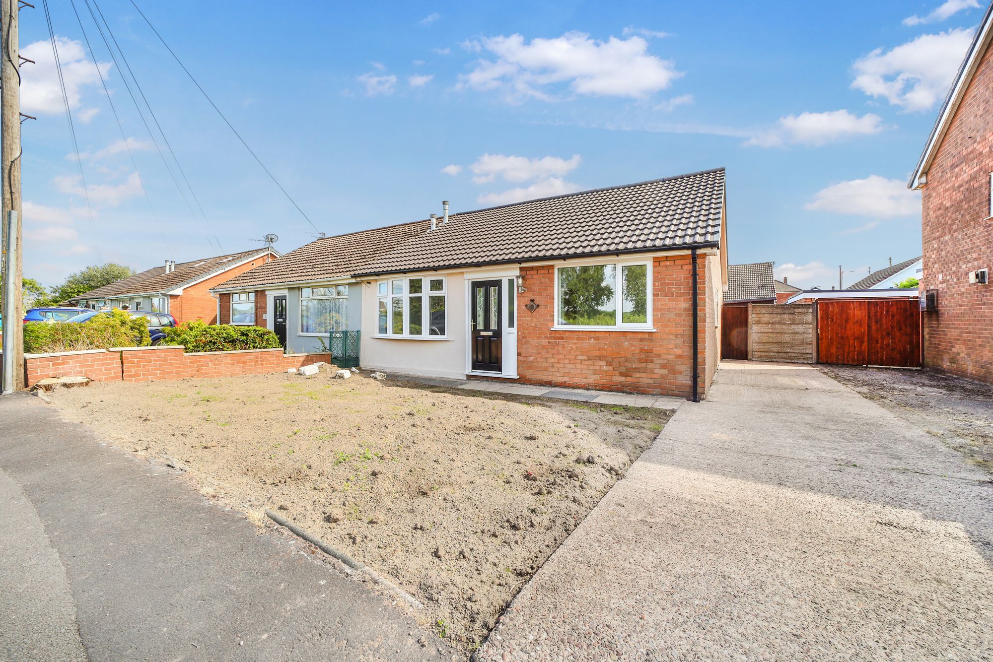 House Damian Drive in Earlestown