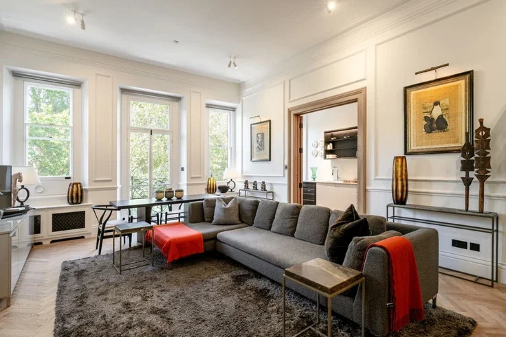 Flat Cadogan Square in Greater London