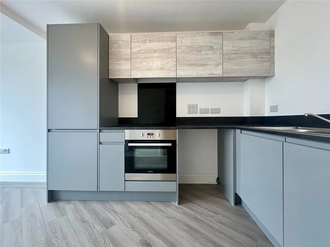 Flat Wimborne Road in Poole